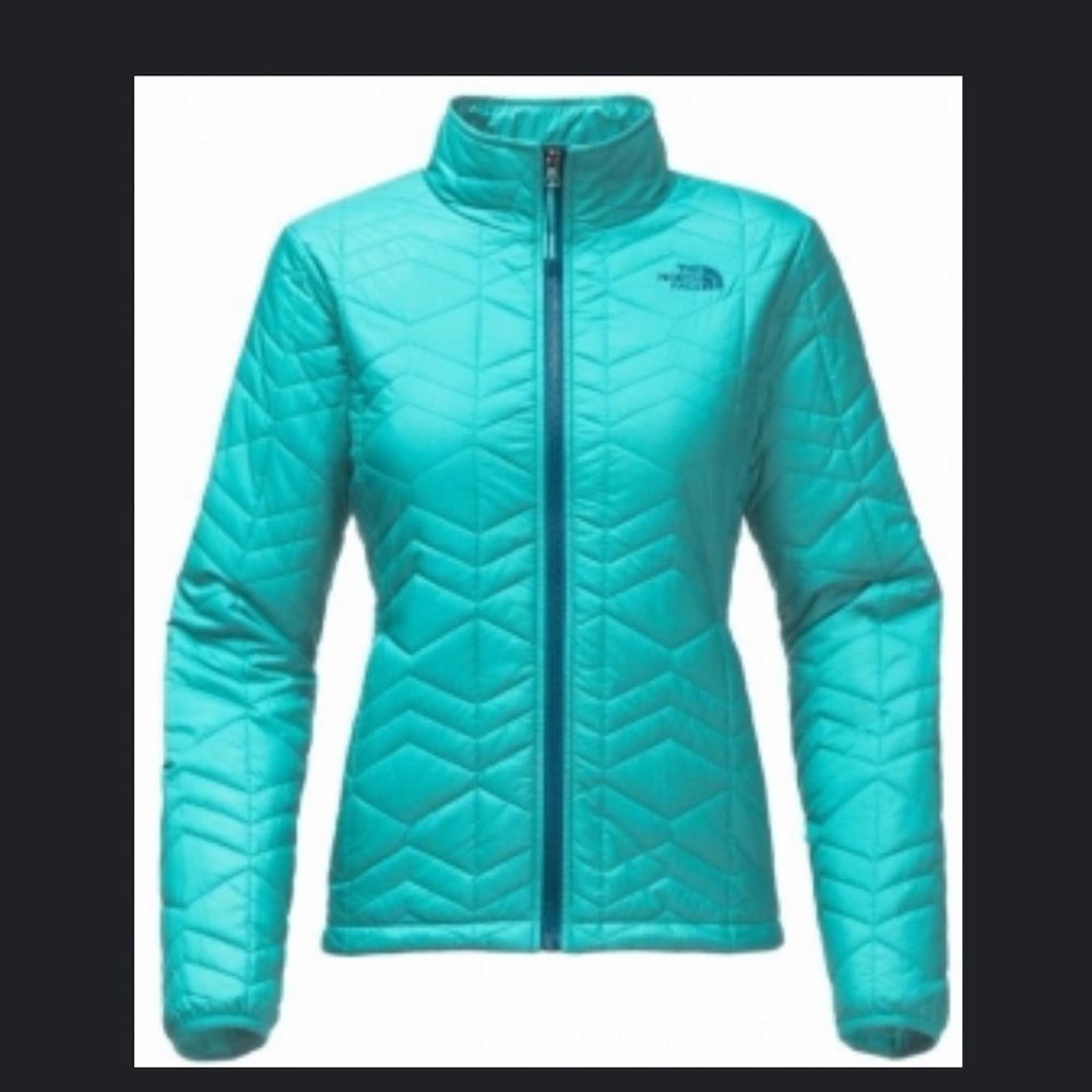 North Face packable puffer jacket